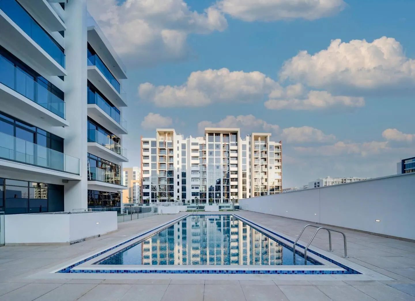 Appartement Cozy Studio Getaway In Azizi 17! Sleep 3 Adults Dubai Verenigde Arabische Emiraten